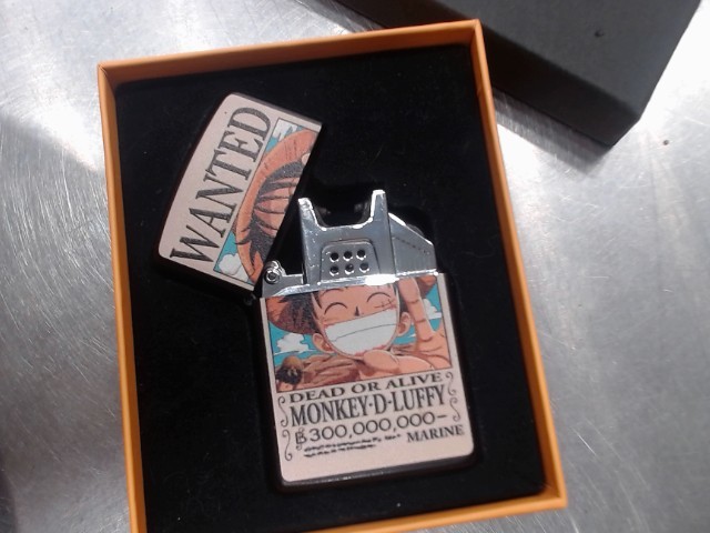 Lighter electrique / one piece