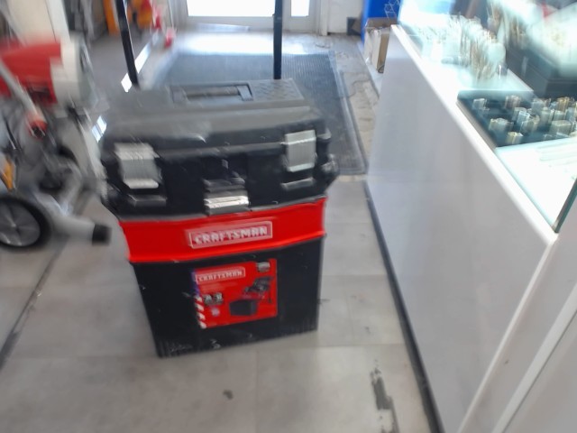 Multi-level coffre craftsman     ''