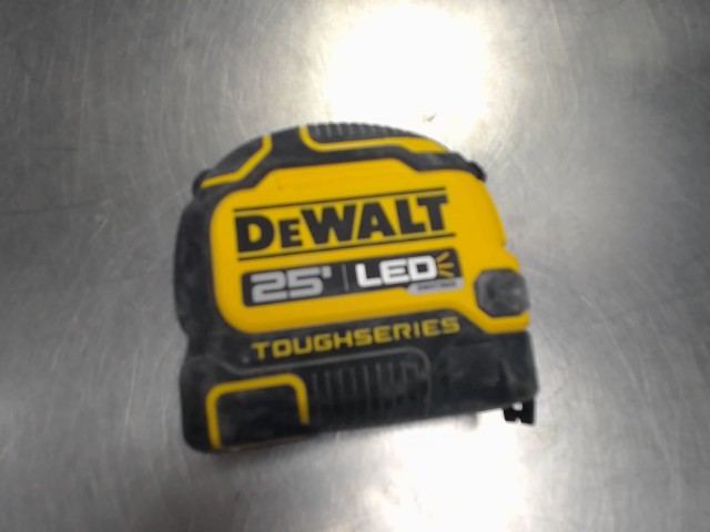 Tape measure dewalt