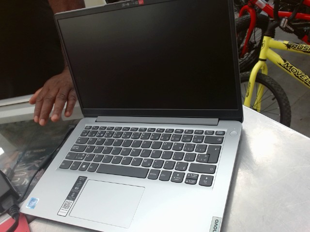 Intel celeron 1.1ghz 4gb ram 128go