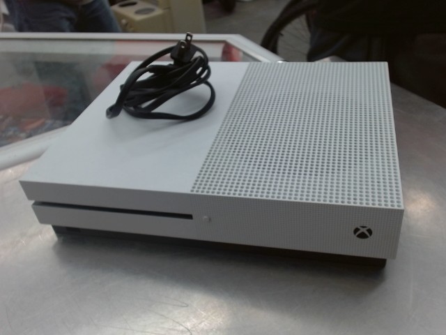 Console xbox one s 500gb no controller