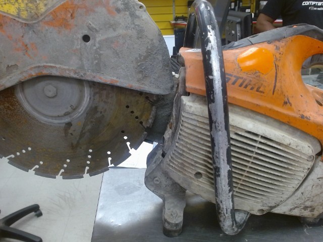 Scie a gaz ''djl 304-208-209''