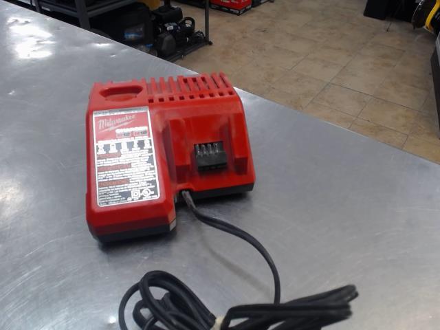 Chargeur batterie pour drill