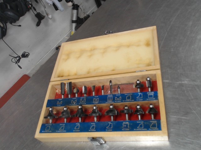 Kit bit toupie 18mcx dcase