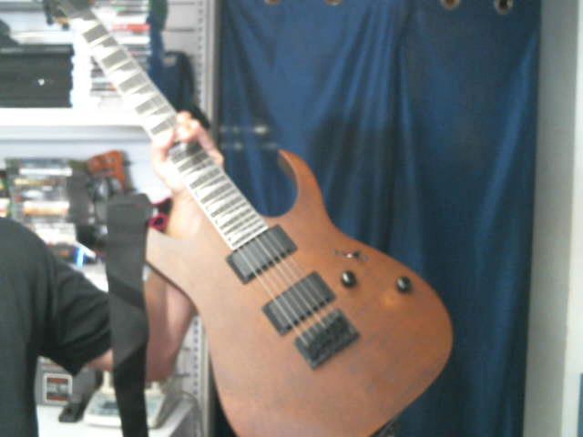 Guitare electrique + etui