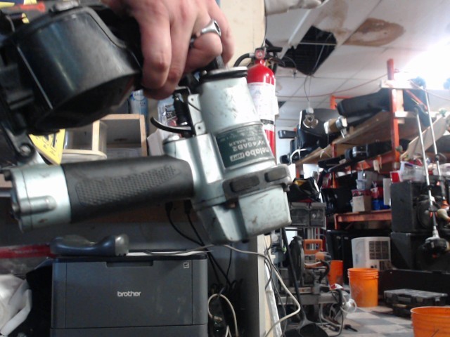 Coil nailer