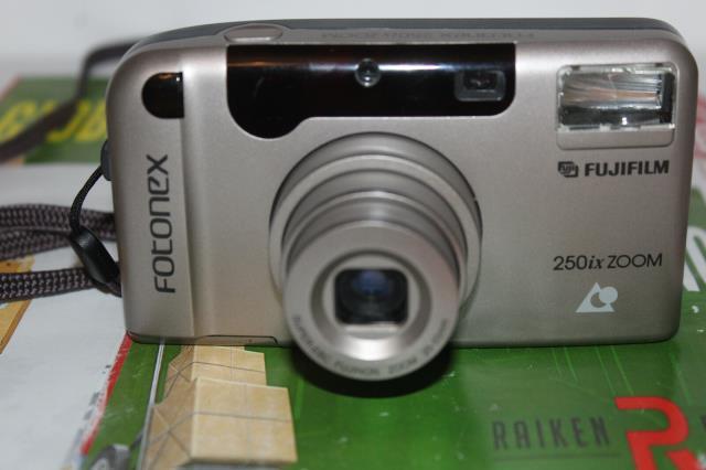 Fotonex 250 zoom