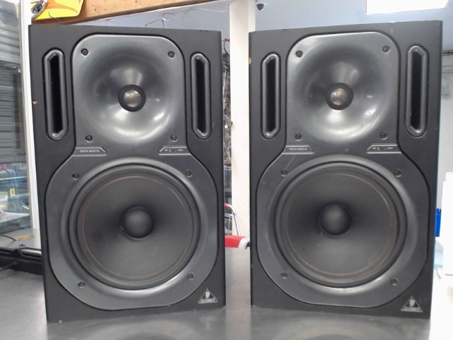 Paires de moniteur studio