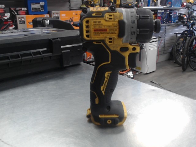 Drill dewalt