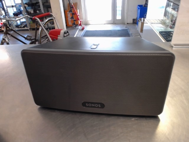 Speaker sonos play 3