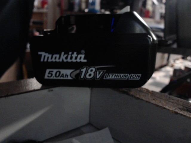 5ah 18v makita new