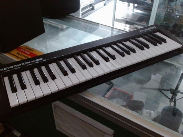 Keystatoion 49 mk2 clavier digitale