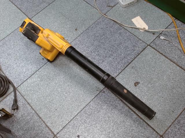 Blower avec batterie usager