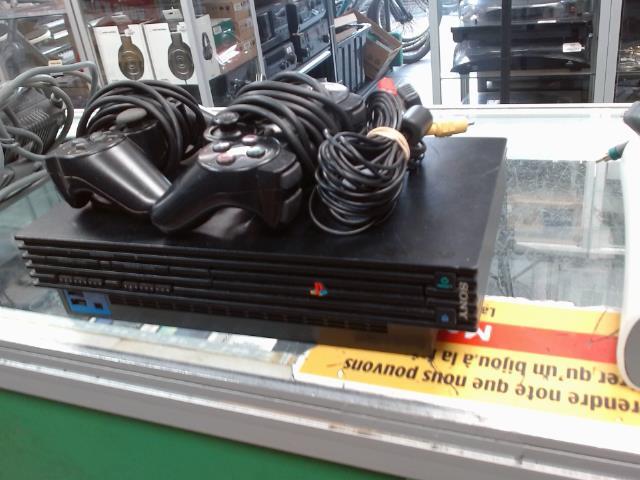 Ps2 avec deux manette et fil tirroir slo