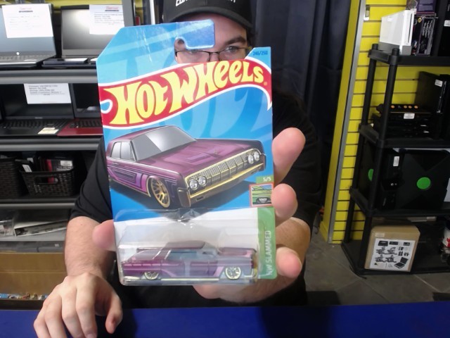 Hotwheels 64 lincoln continental