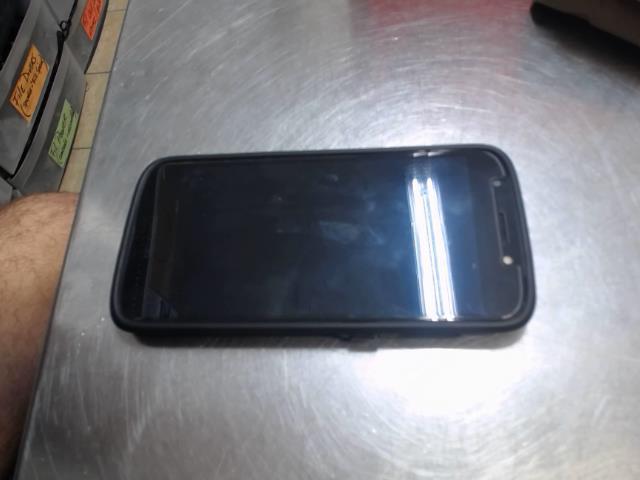 Moto e5 16g no charg