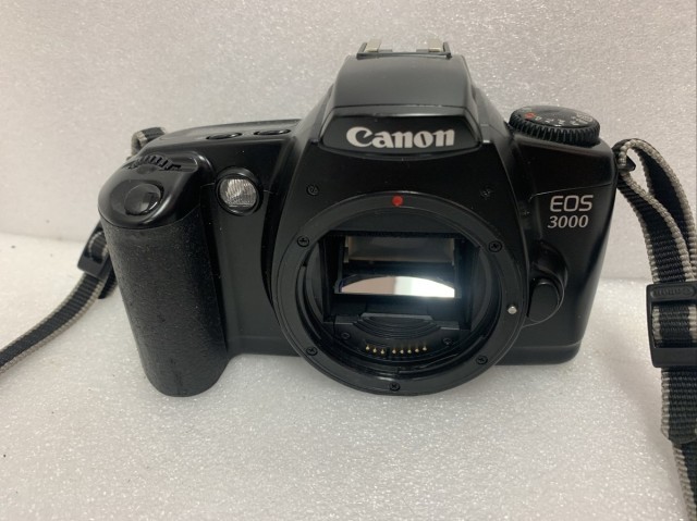 Camera canon eos 3000