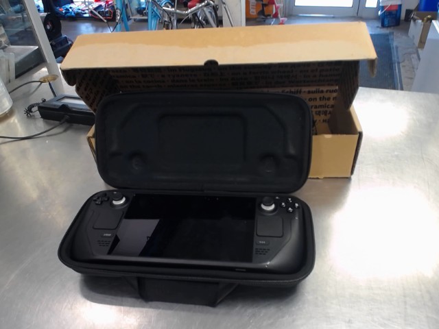 Steamdeck lcd 512gb avec case en boite