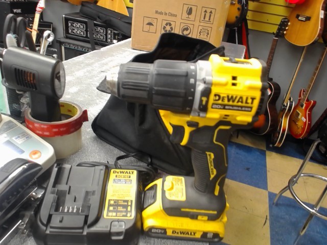 Drill brushless a batterie