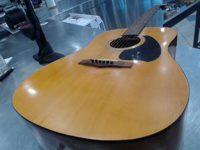 Guitare acoustique