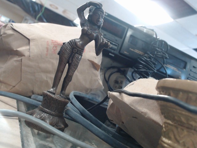 Statue indonasia 1960