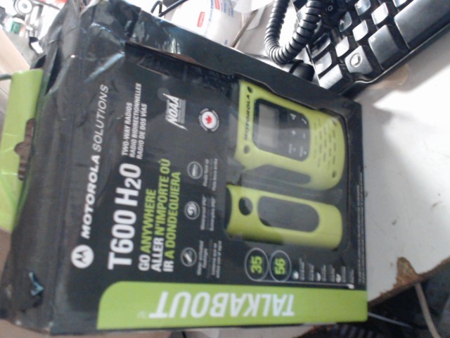 Walkie talkie 35 mile green new