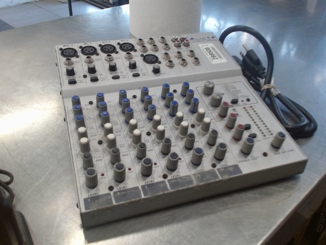 Mixer 8 channel