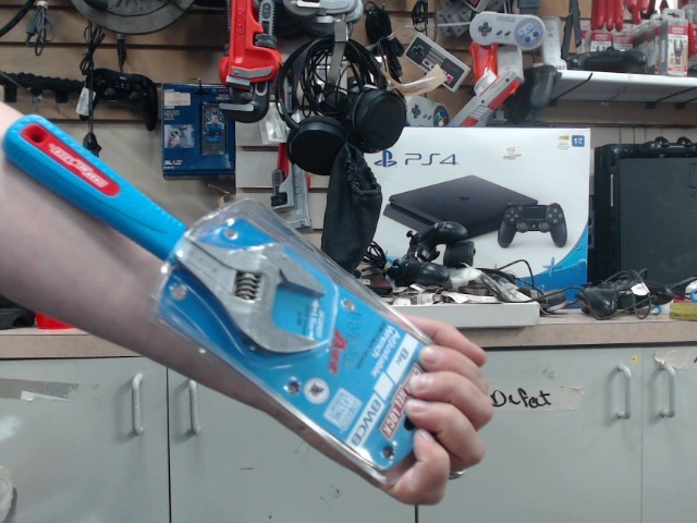 Wrench