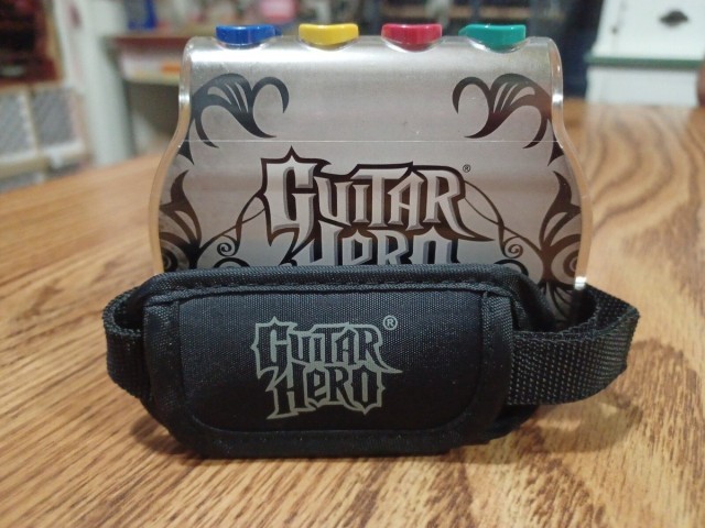 Grip on tour guitar ds (guitar hero)