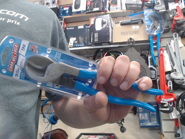 Cable cutter