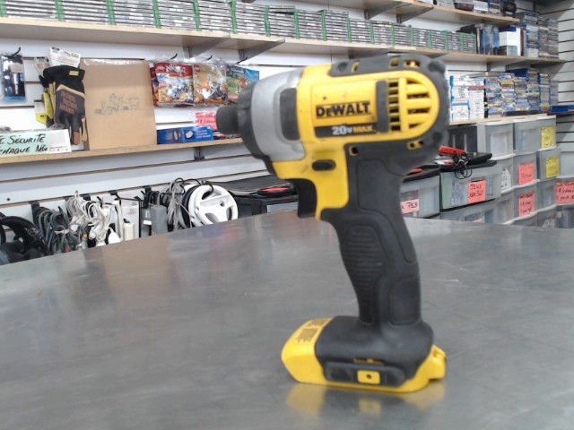 Impact 20v no batt/chargeur