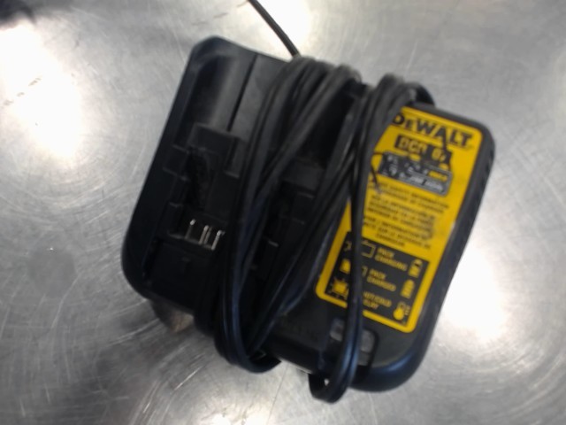 Lot 2 batt 1.5ah + chg
