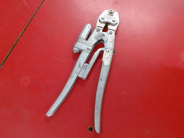 Pince electricien pas d'acc