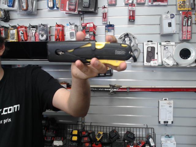 Exalto noir et jaune avec cover