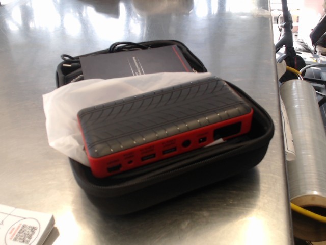 Powebank / jumpstarter