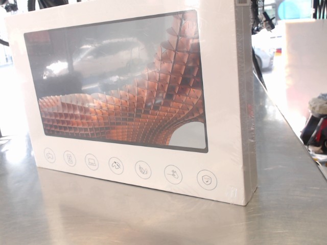 Portable monitor for ps4,ps5,xbox,etc.