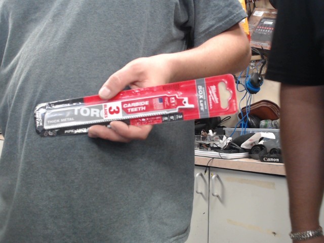 Blade 9in pipe/iron