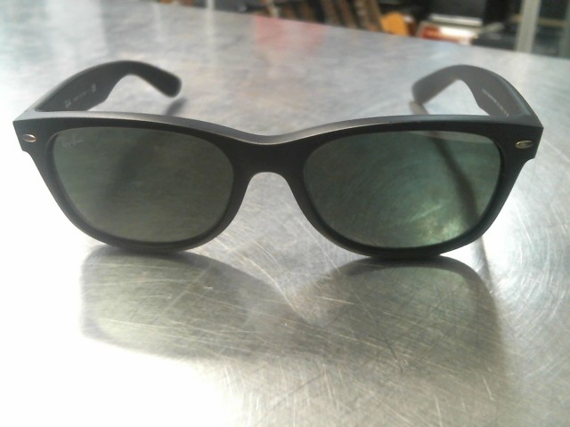 Lunette de soleil new wayfarer