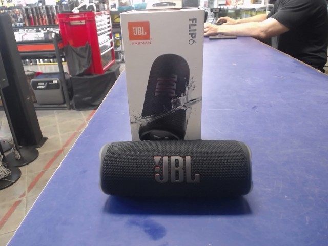 Haut-parleur bluetooth dans boite