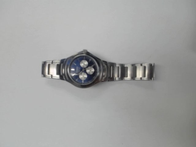 Montre casio fond bleu 3 cadrans