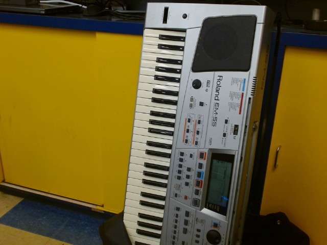 Gros keyboard moyen etat