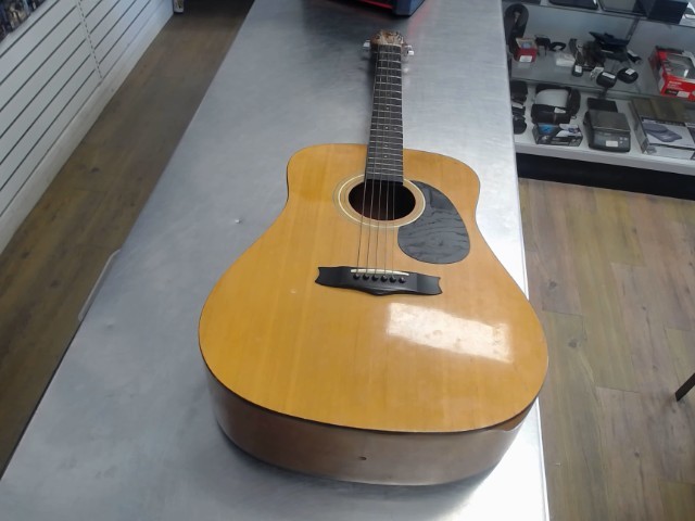 Guitare accoustique