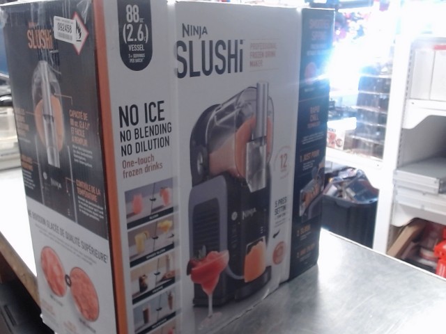 Ninja slushi brand new