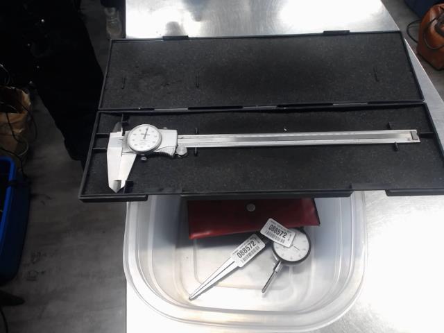 Dial caliper8' 505-746