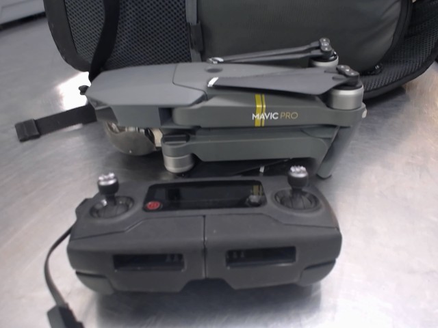 Kit drone dans case mou