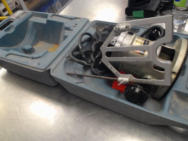 Toupie filaire black&decker filaire
