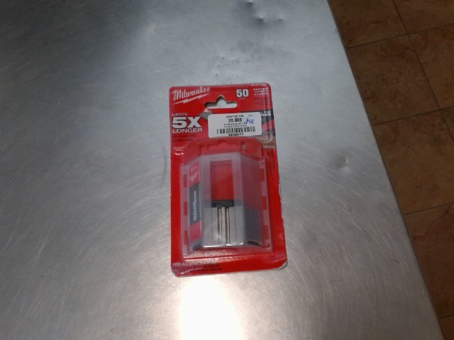 Kit de 50 lames exacto milwaukee