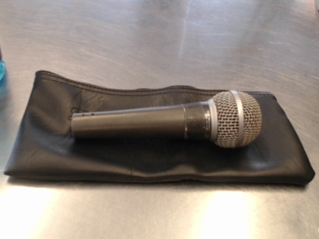 Shure xlr microphone