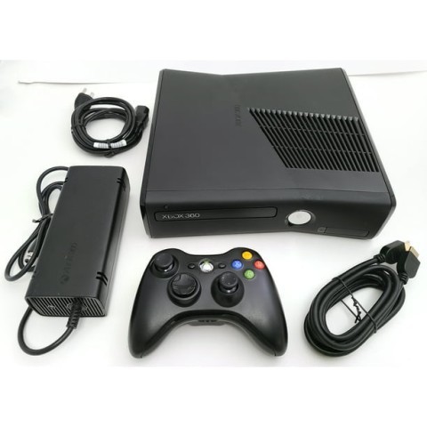 Xbox 360 slim 4gb + accessoires