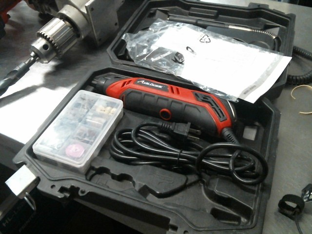 Rotary tool 120v avec tous acc